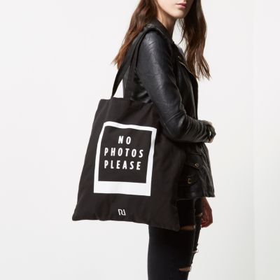 Black &#39;No Photos Please&#39; cotton shopper bag